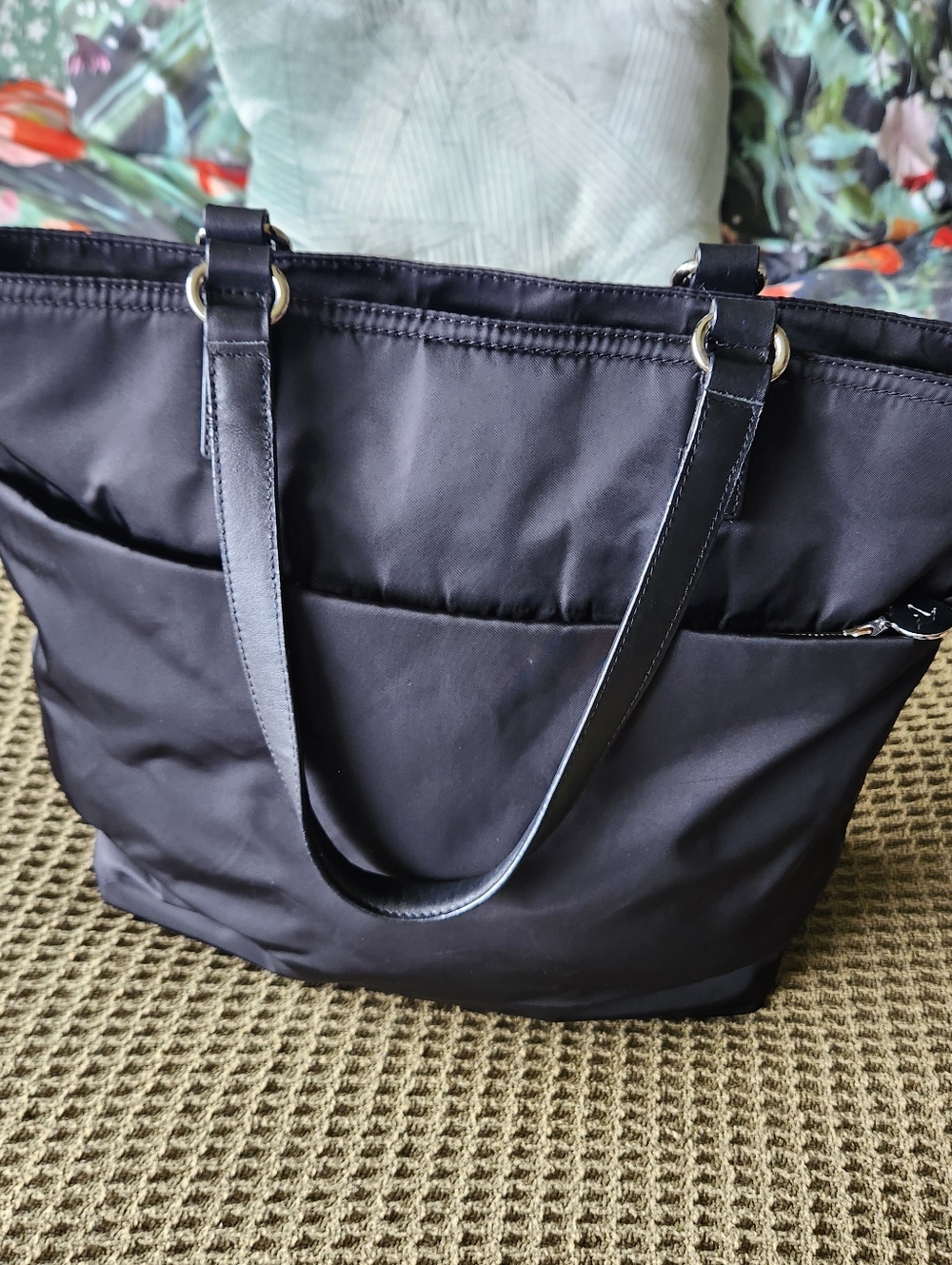 Discontinued Lo & Sons Laptop Tote